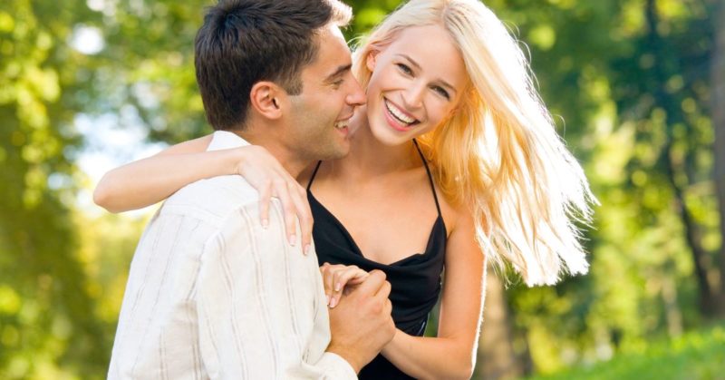 Happy-young-couple-800x419